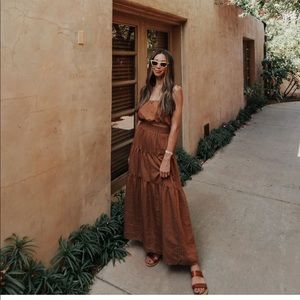 Line and dot striped set